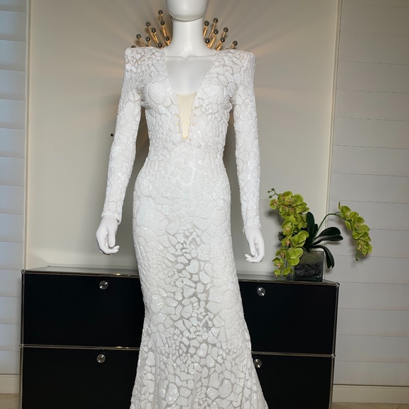 GALA DRESS - Picture 3 of 10